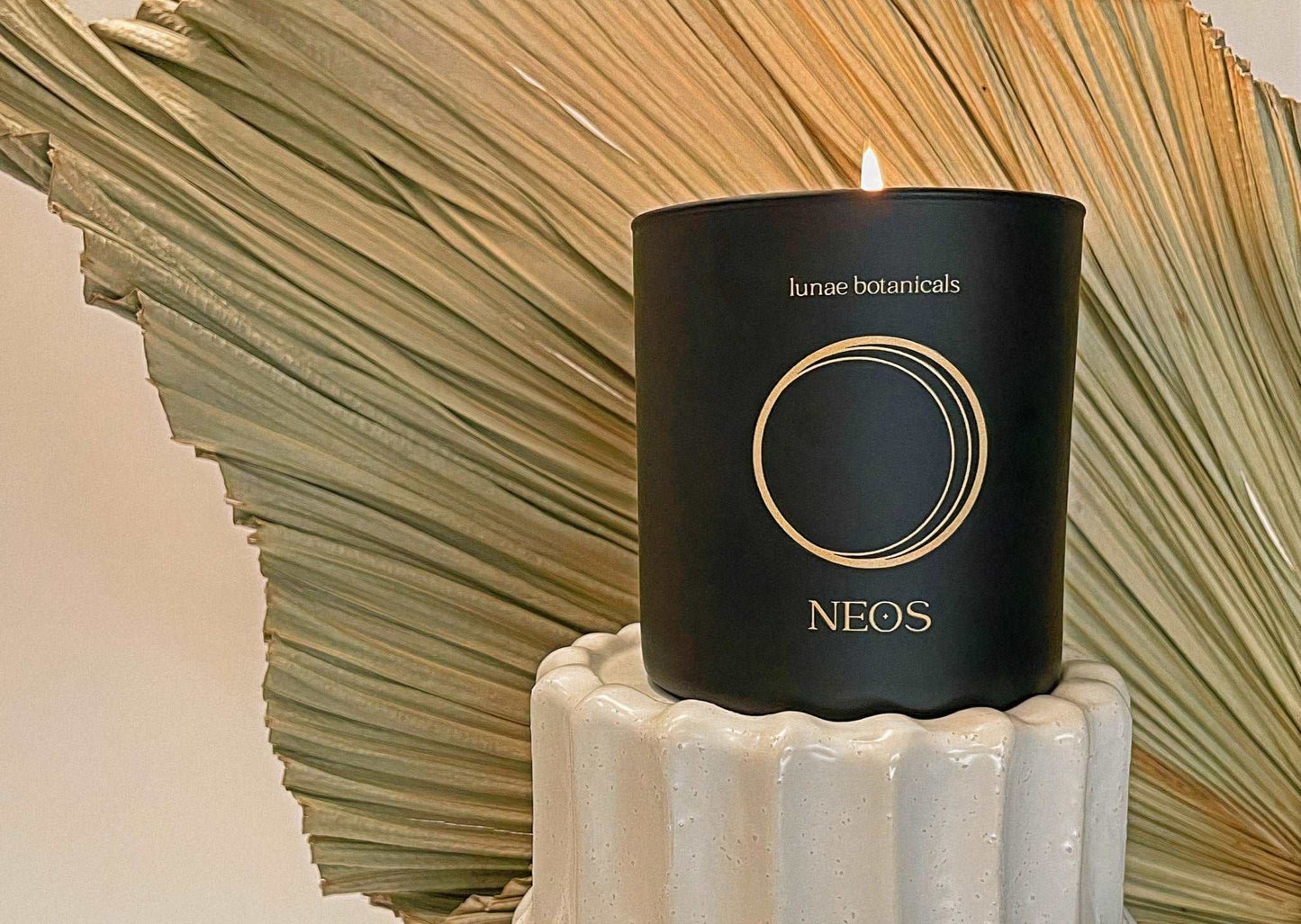 #Neos_Candle# - #LunaeBotanicals#